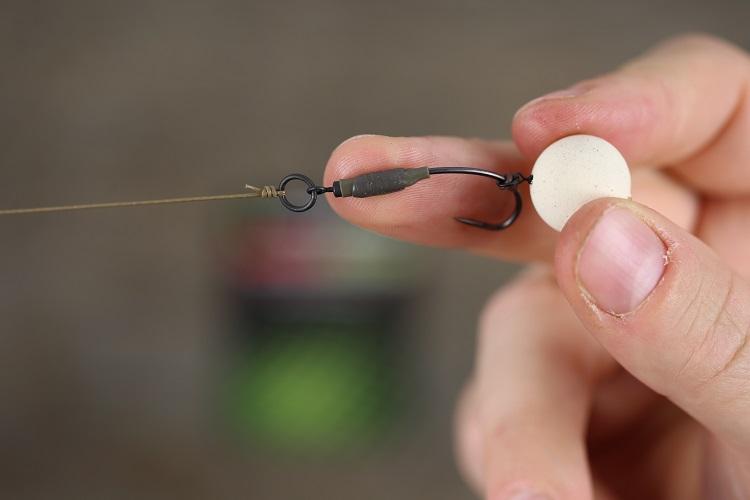 How to Tie the Spinner Rig and When to Use it - Dream Carp Holidays