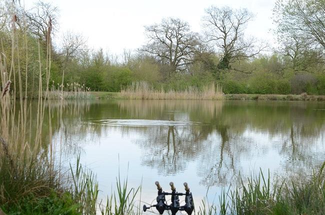 Watercraft - spring carp fishing