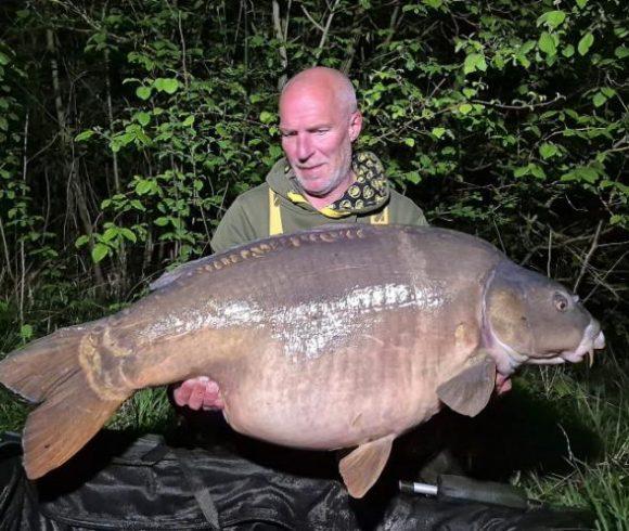 Authentic lake Image