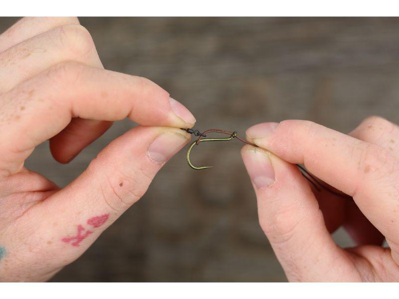 How to tie the Multi Rig and when to use it - Dream Carp Holidays