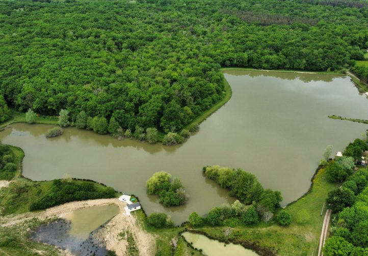 Camalo Lake Image