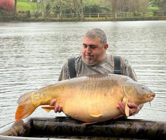 Blue Dart Carp Fishery Image