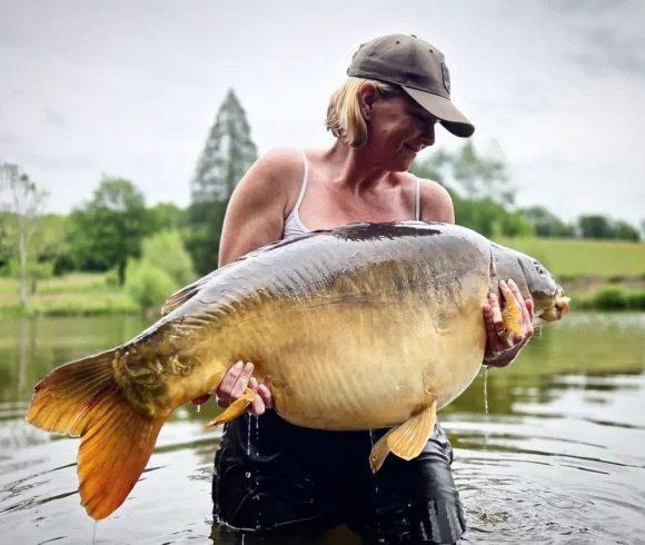 Blue Dart Carp Fishery Image