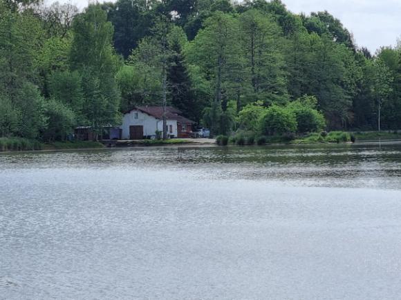 Hill House Lake Image