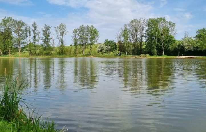 Hill House Lake Image