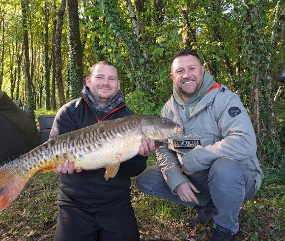 Wild Carp Fishing – River Vienne and Public Lakes Image
