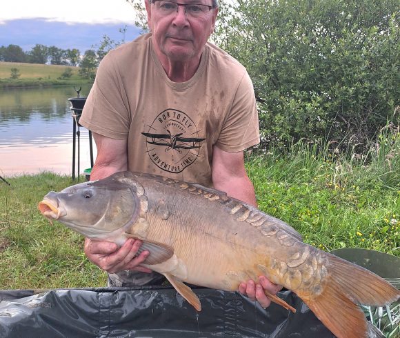 Wild Carp Fishing – River Vienne and Public Lakes Image
