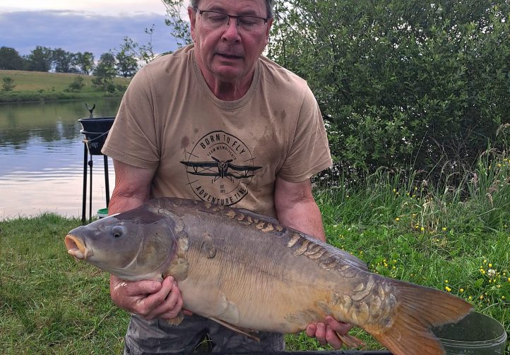 Wild Carp Fishing – River Vienne and Public Lakes Image