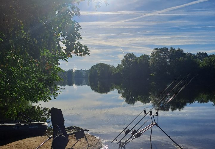 Wild Carp Fishing – River Vienne and Public Lakes Image