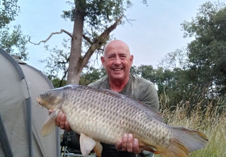 Wild Carp Fishing – River Vienne and Public Lakes Image