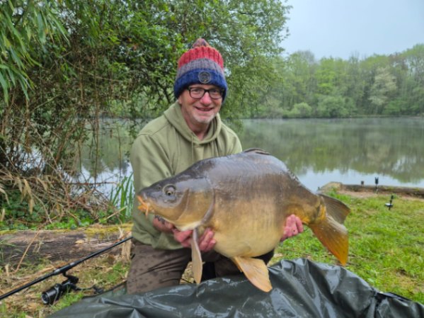 Kingfisher Lake – Carp France – 13 April, 2024