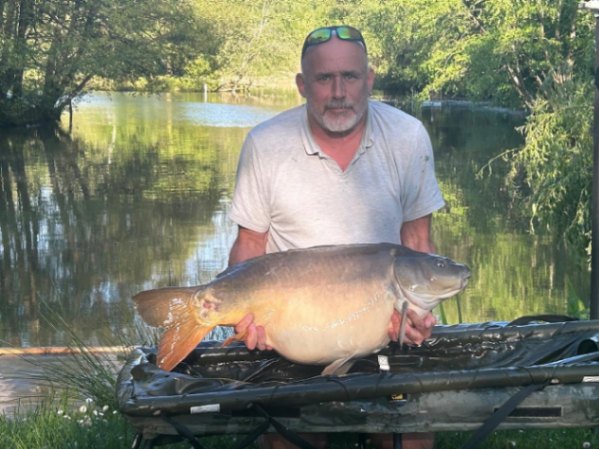 Etang Les Burons – 05 May, 2024