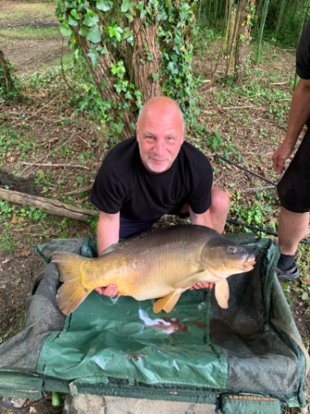 Kingfisher Lake – Carp France – 01 June, 2024