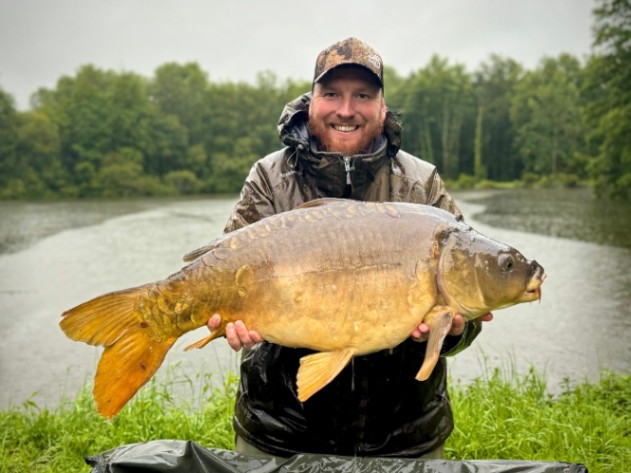 Kingfisher Lake – Carp France – 08 June, 2024