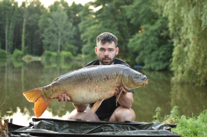 Kingfisher Lake – Carp France – 13 July, 2024