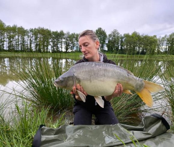 The Cottage Lake Image