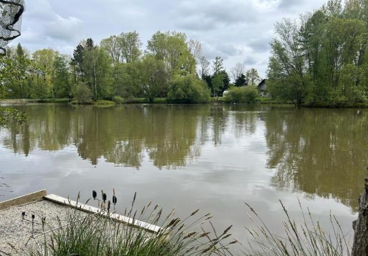 Etang Les Burons Image