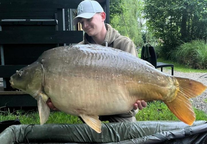 Etang Les Burons Image