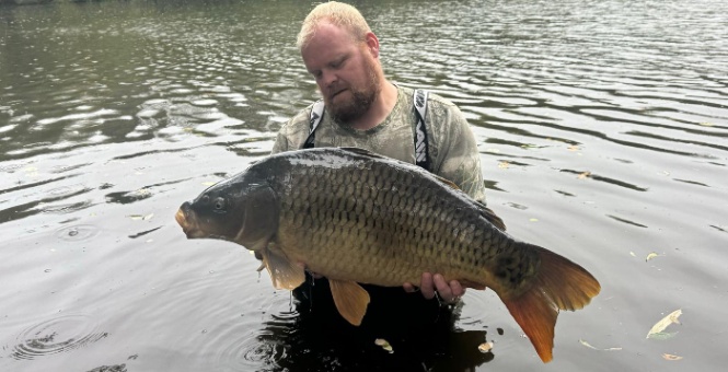 Kingfisher Lake – Carp France – 12 October, 2024