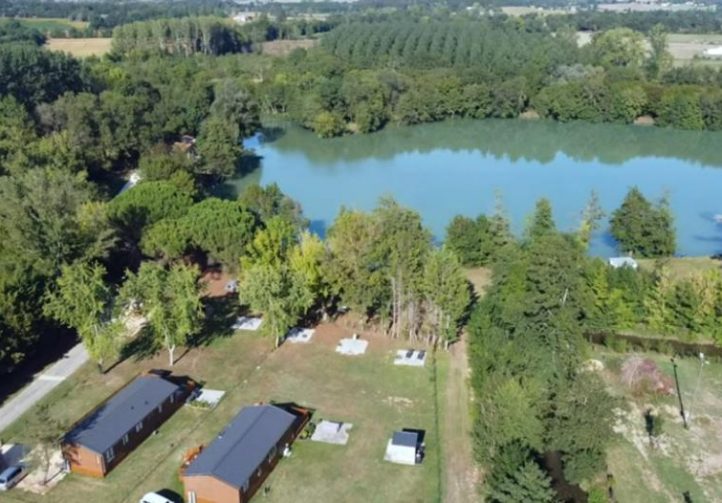 Villereal Carp Fishery Image