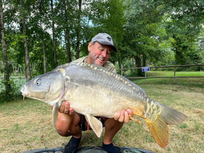 Villereal Carp Fishery Image