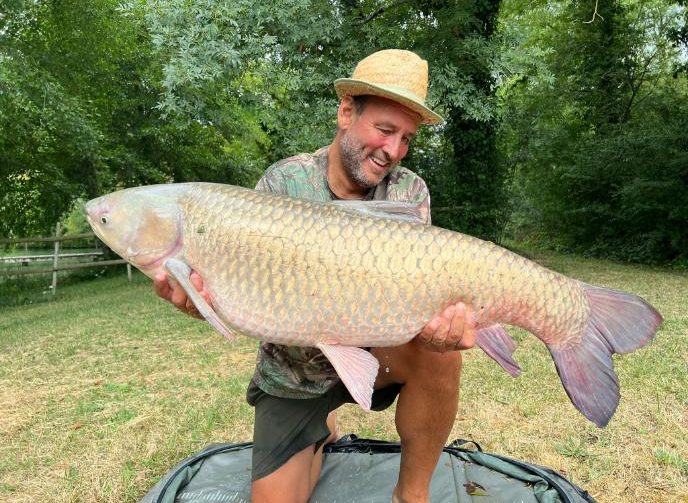 Villereal Carp Fishery Image