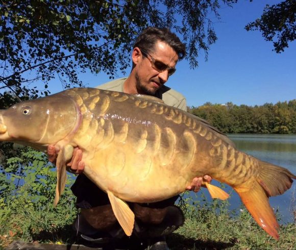 Villereal Carp Fishery Image