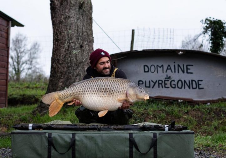 Domaine de Puyregonde South Lake Image