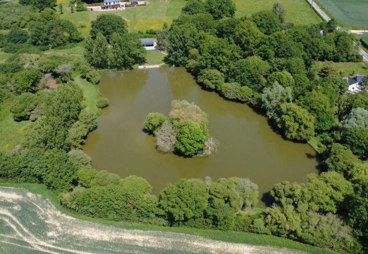 Oak View Lake Image