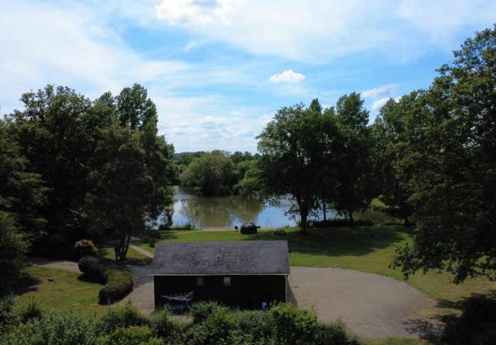 Oak View Lake Image