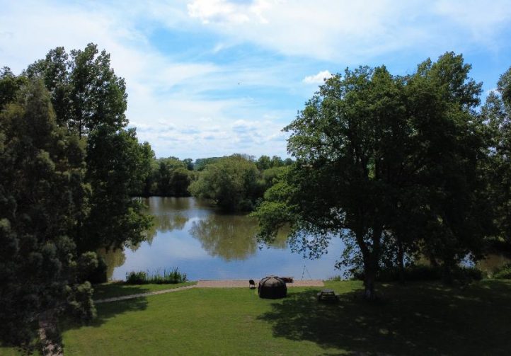 Oak View Lake Image