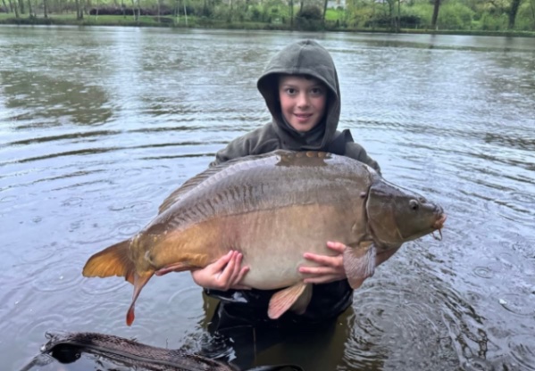 Blue Dart Carp Fishery – 19 April, 2025