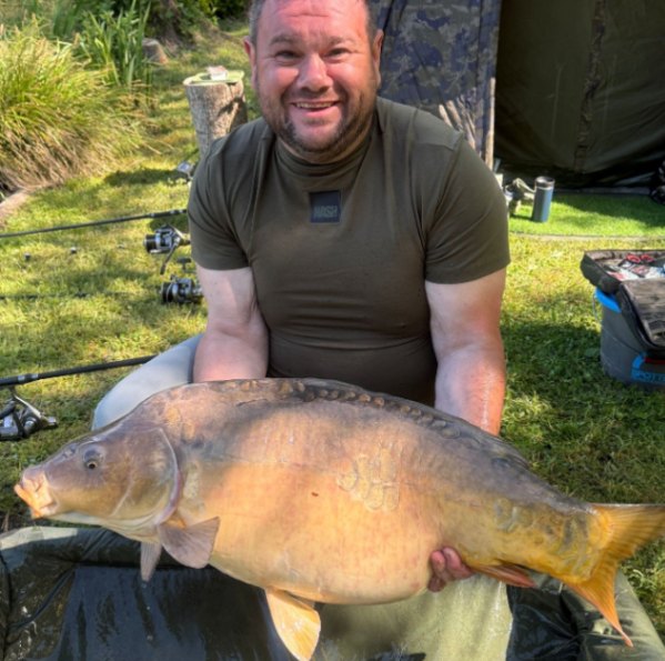 Kingfisher Lake – Carp France – 03 May, 2025