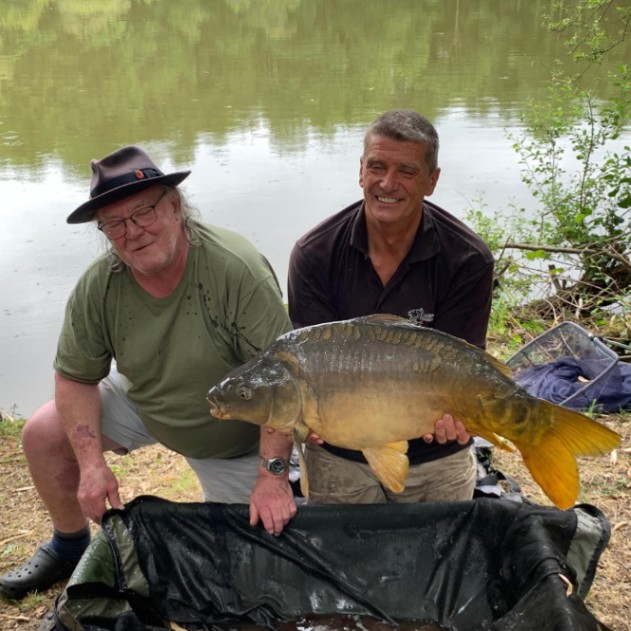 Kingfisher Lake – Carp France – 21 June, 2025