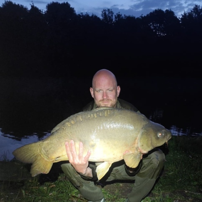 Kingfisher Lake – Carp France – 26 July, 2025