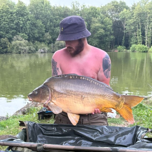 Kingfisher Lake – Carp France – 26 July, 2025