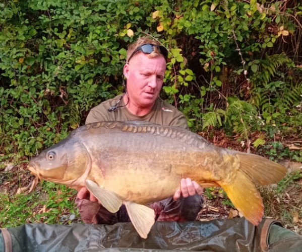 Kingfisher Lake – Carp France: 16-08-2025 to 23-08-2025