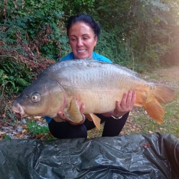 Kingfisher Lake – Carp France: 16-08-2025 to 23-08-2025