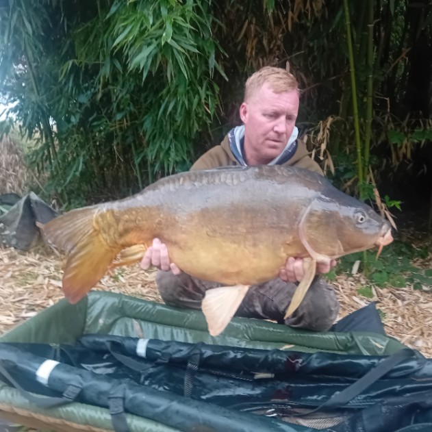Kingfisher Lake – Carp France: 16-08-2025 to 23-08-2025