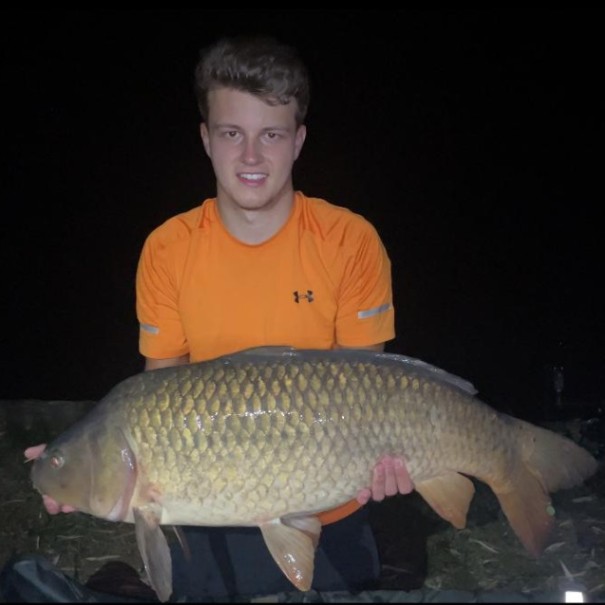 Kingfisher Lake – Carp France – 09 August, 2025