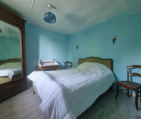 17.5 acre lake with accommodation near Fougères Image