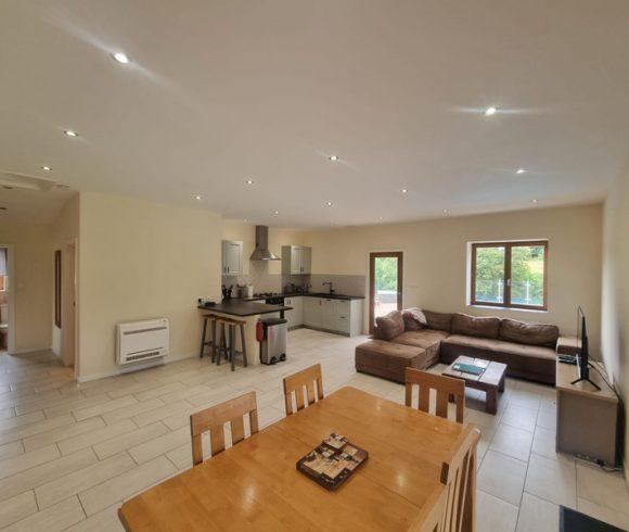 2.5 Acre Lakes in Mayenne with 3 Bed Luxury House Image