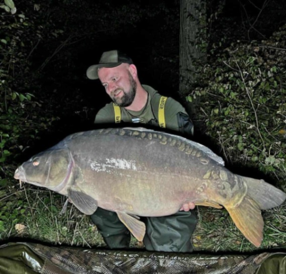 Authentic lake – 04 October, 2025