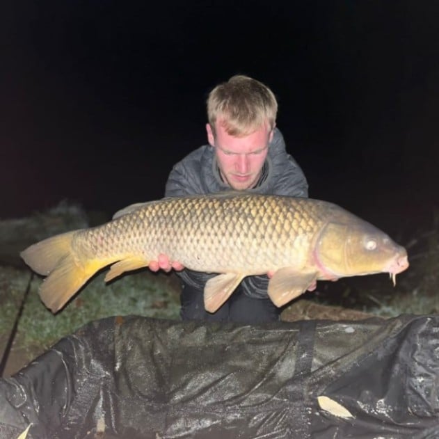 Kingfisher Lake – Carp France – 11 October, 2025