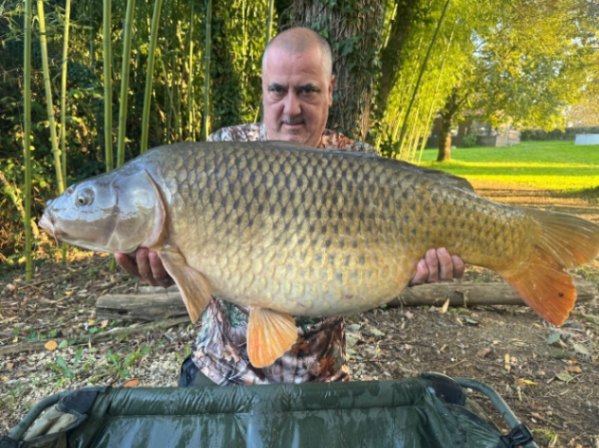 Kingfisher Lake – Carp France – 04 October, 2025