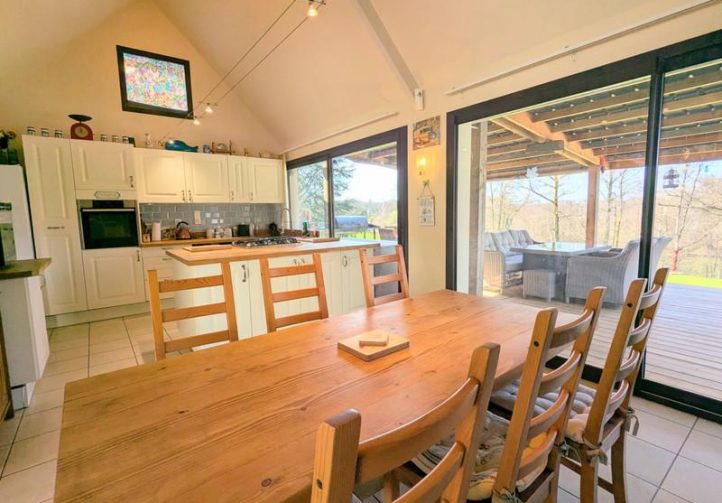 1.6 Acre Lake with 2 Bedroom Stone Cottage and Pool in Limousin Image