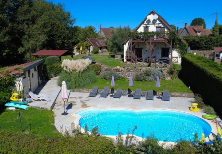 5 Bed Barn Conversion + 2 Gites a Pool and Lake Image