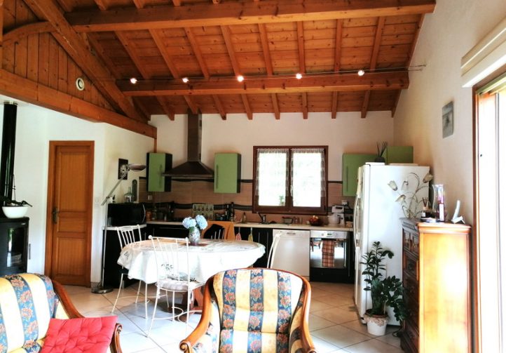 2.5 Acre Lake with Accommodation in Limousin Region Image