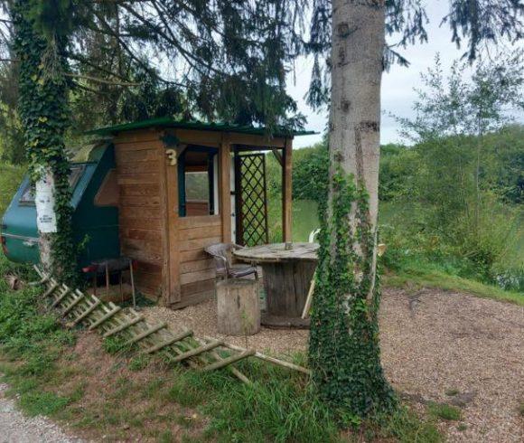 4.2 Acre Lake with Bungalow in Normandy Image