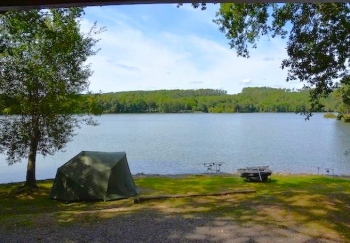 Leisure Park with 29.6-Acre Private Fishing Lake, Chalets, House & Facilities Image